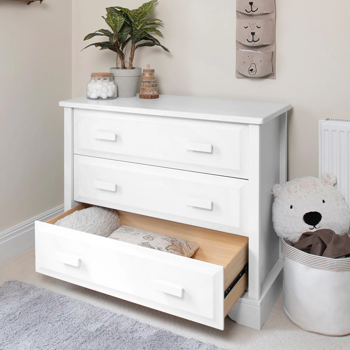 3 Drawer Dresser (WAREHOUSE COLLECTION ONLY) (Clearance) - Image 3