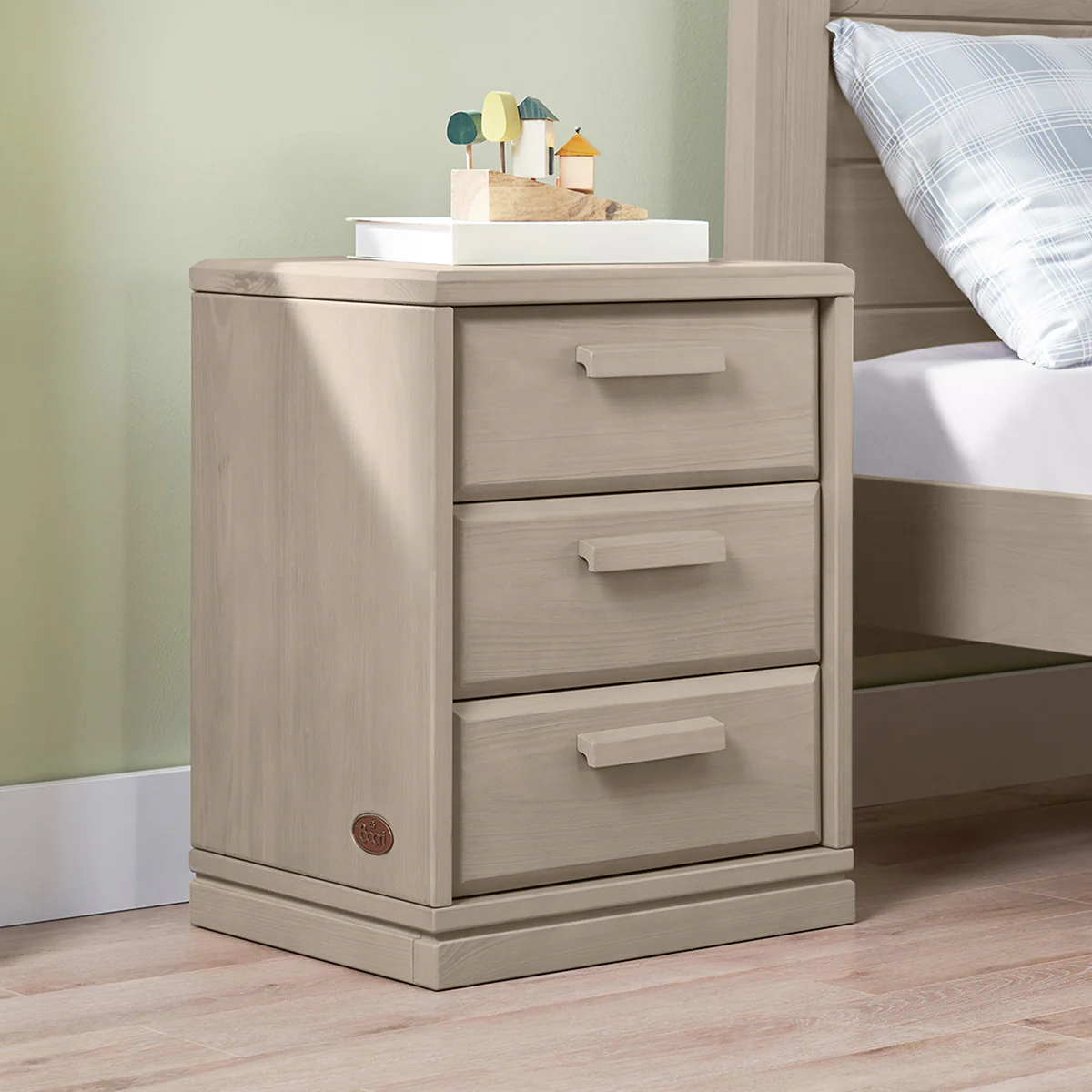Block 3 Drawer Bedside Table - Image 15