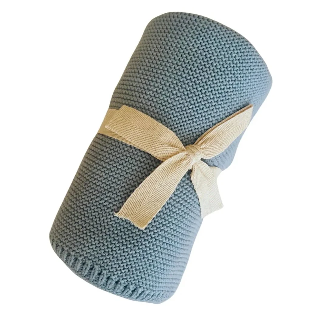 Cuddle Bug Cable Knit Blanket - Image 3