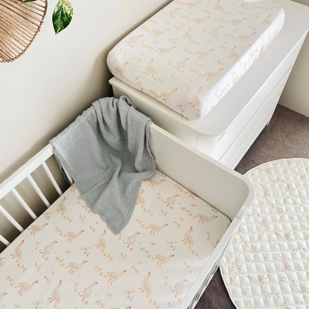 Cuddle Bug Cot Fitted Sheet - Goosey Gander - Image 3