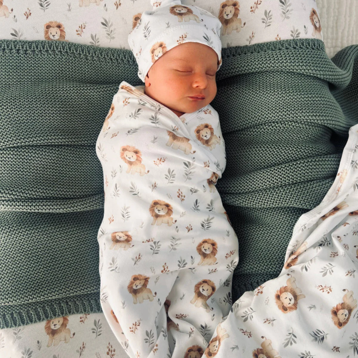 Cuddle Bug Bamboo Muslin Wrap - Leo Lion - Image 2