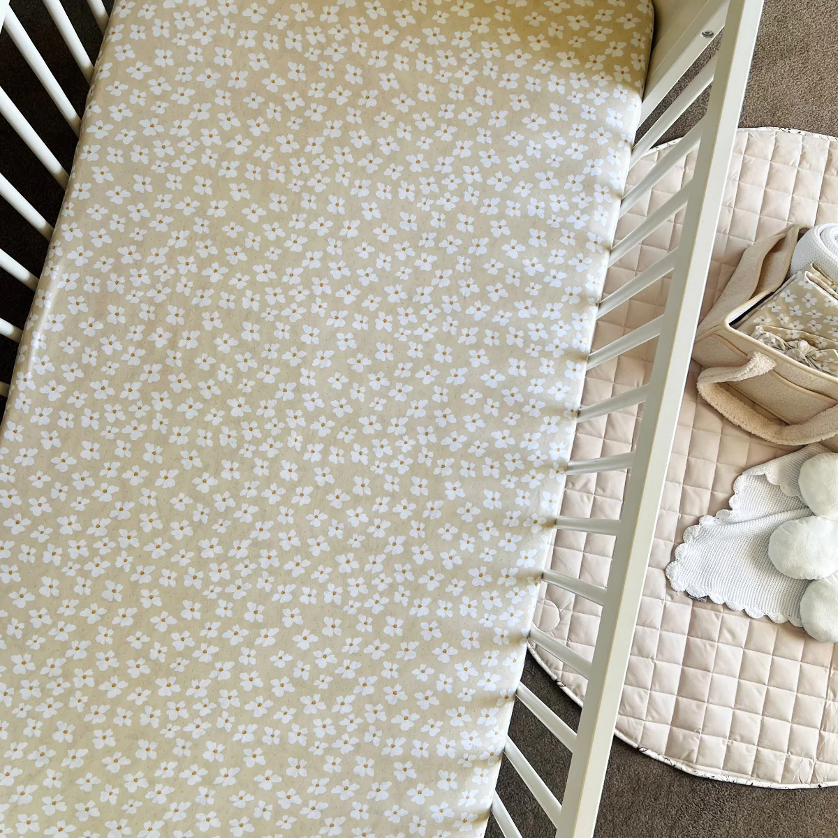 Cuddle Bug Cot Fitted Sheet - Lottie