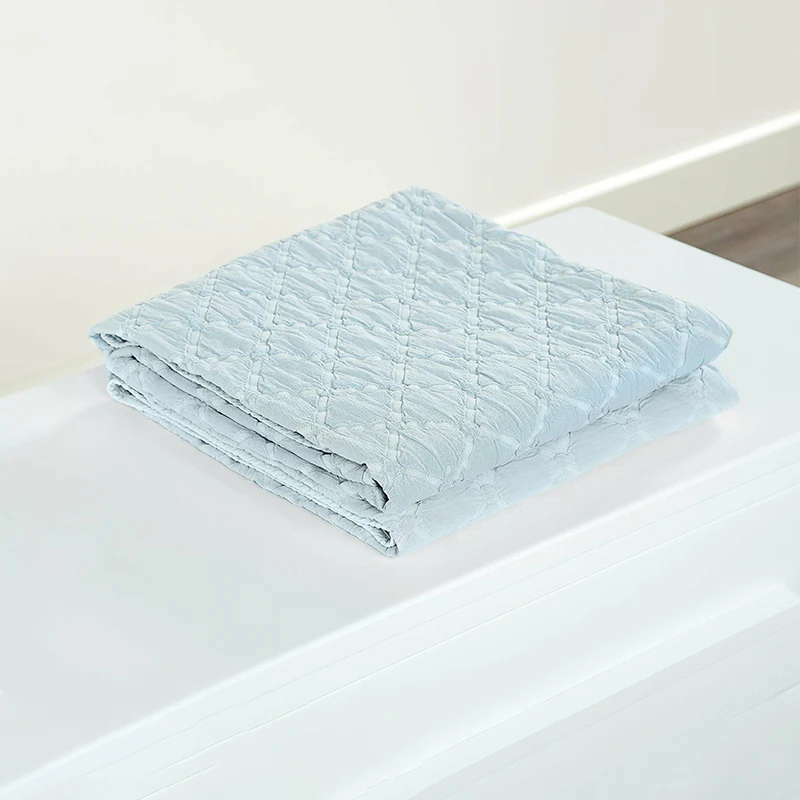 Diamond Jacquard Cotton Blanket - Image 3