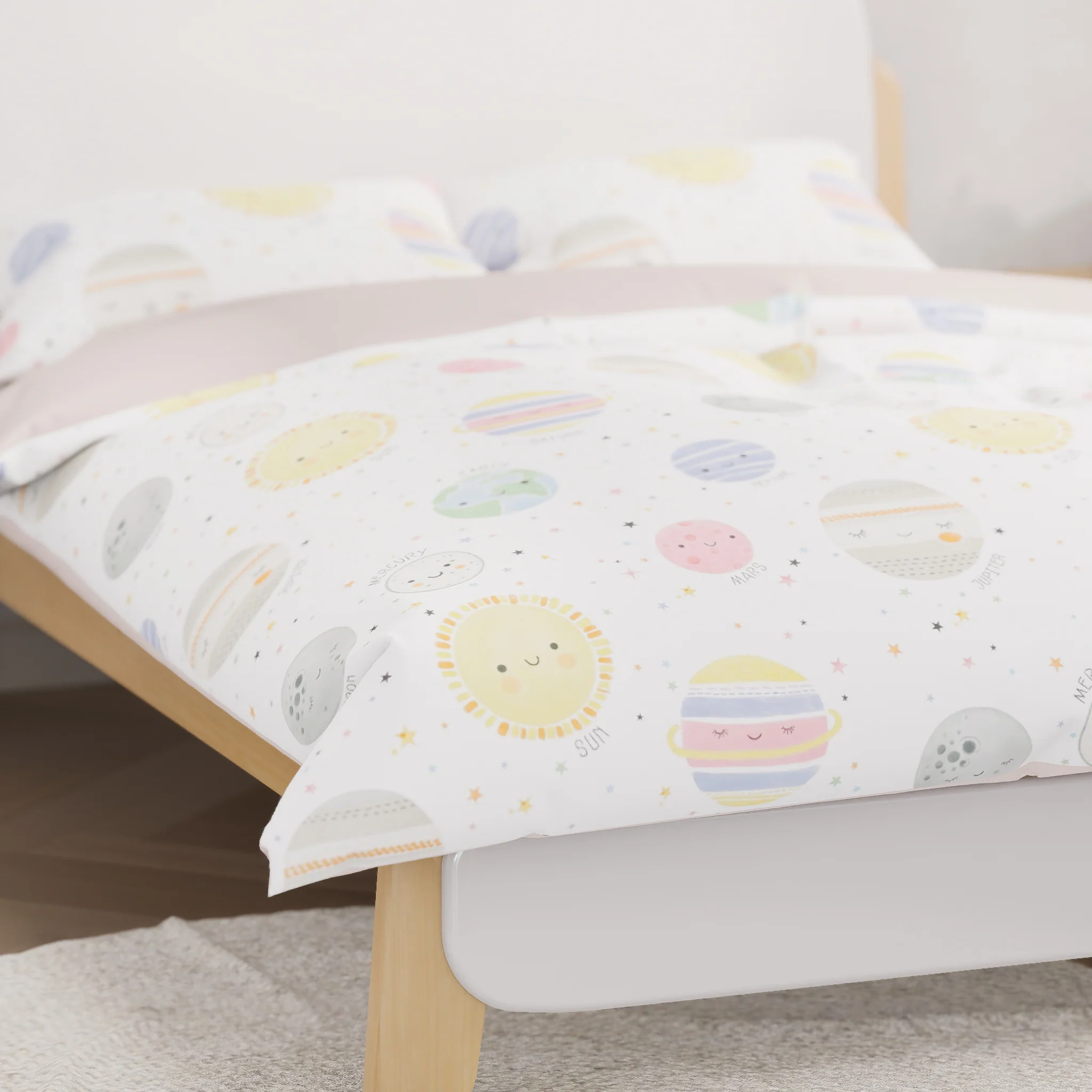 Happy Planet Double Quilt Cover Set - Image 4