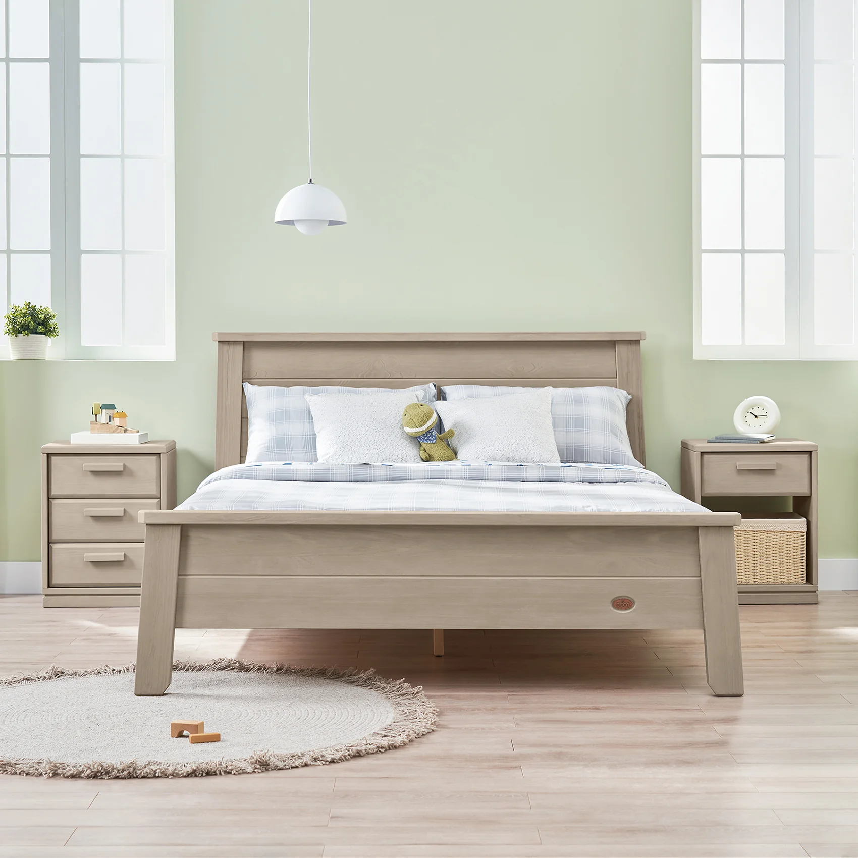 Horizon King Bed - Image 9