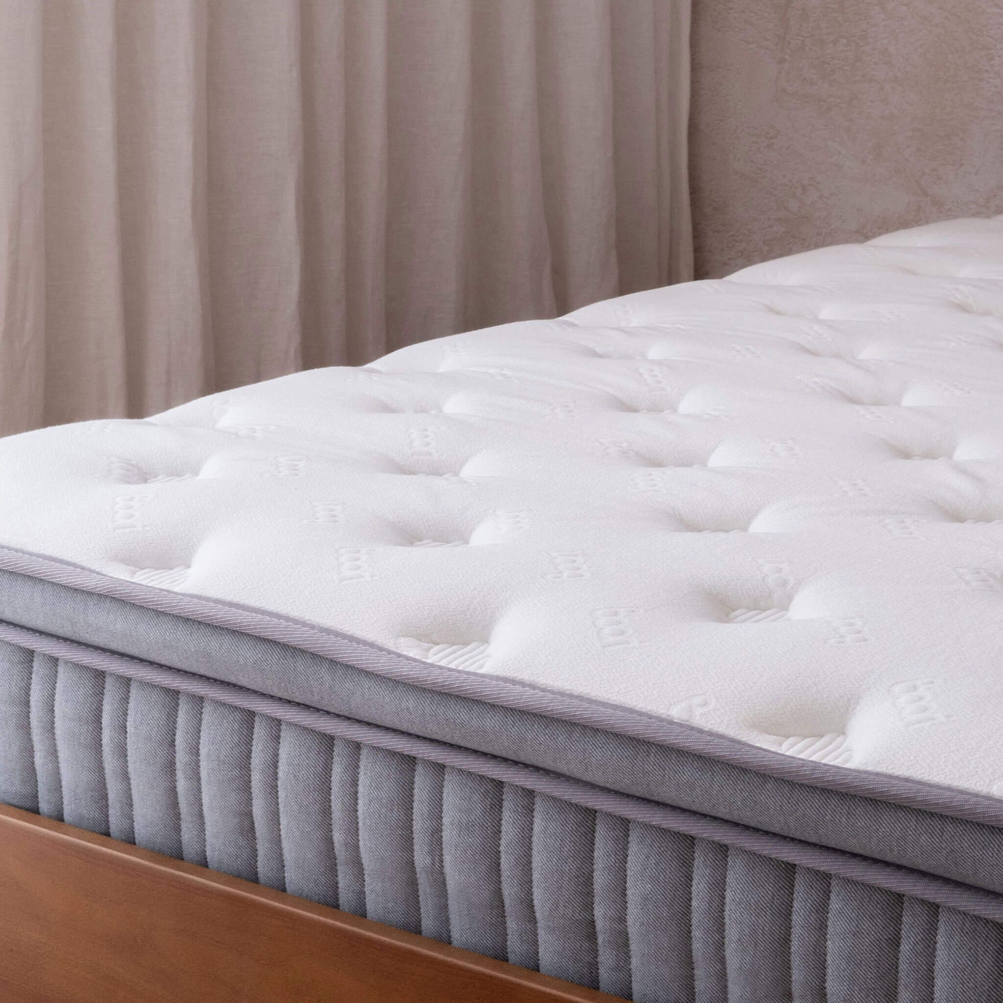 King Lux Hybrid Mattress - Image 4
