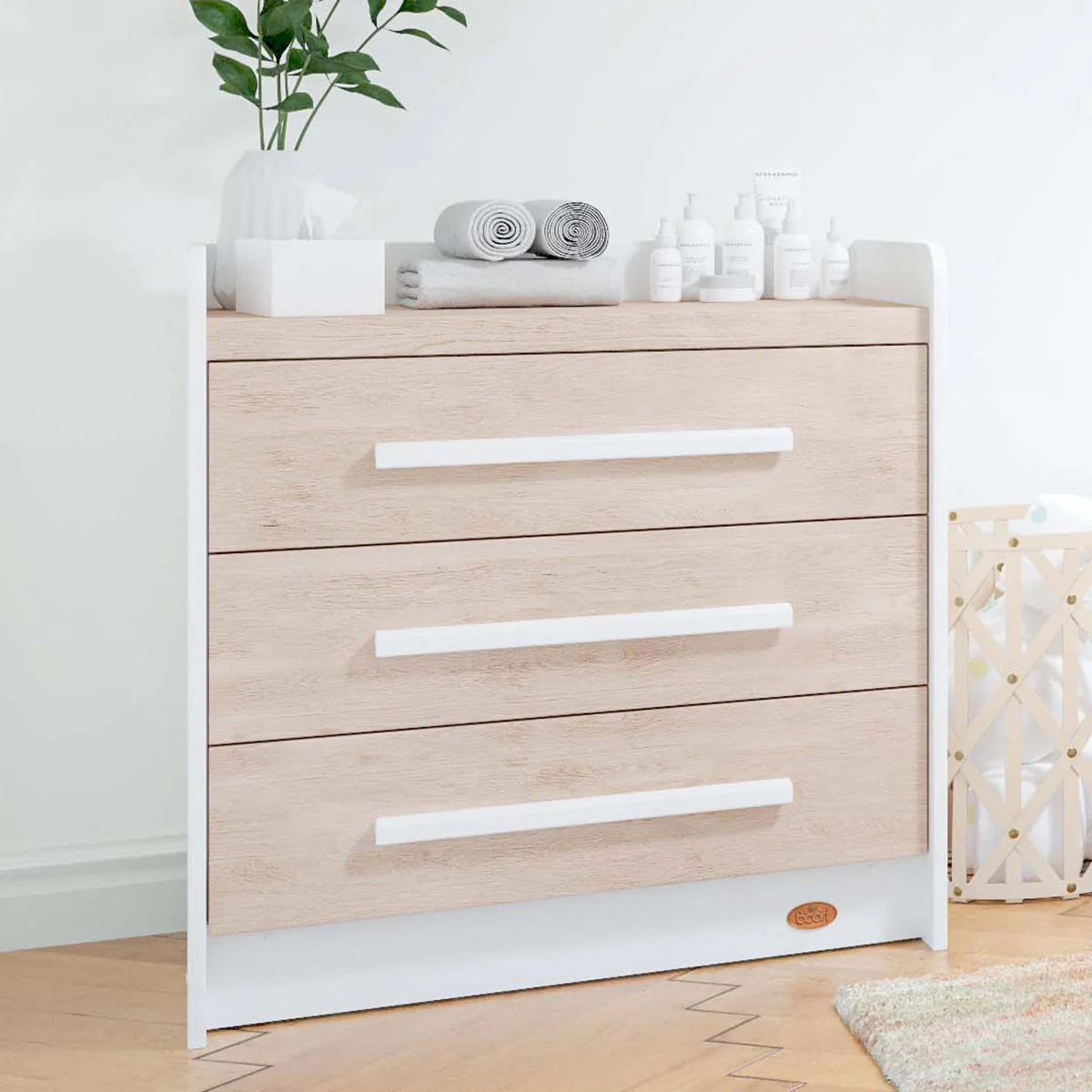 Neat 3 Drawer Chest - Image 6
