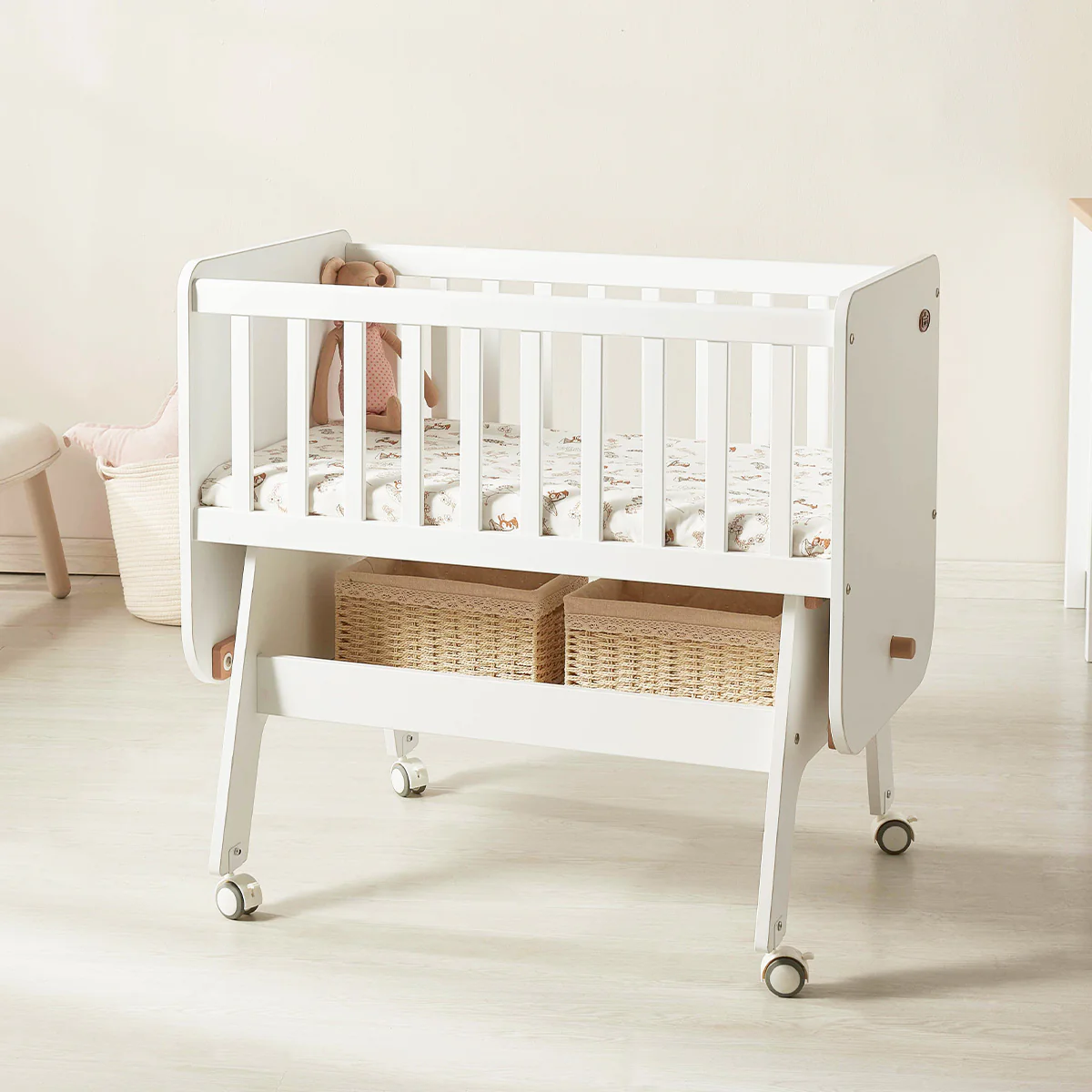 Neat Rocking Cradle + Mattress - Image 4