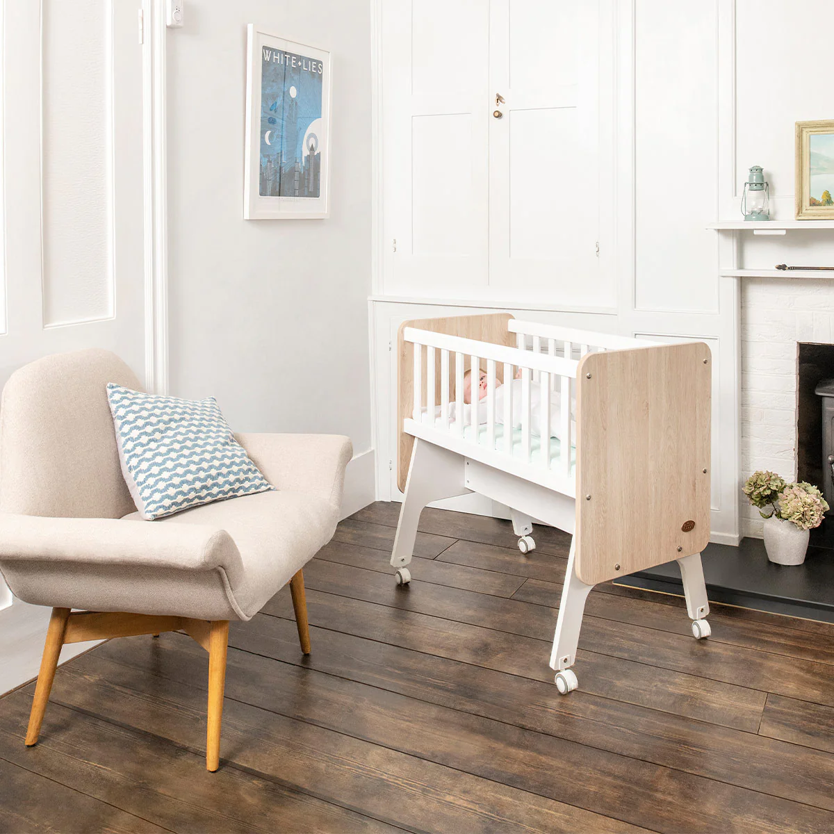 Neat Rocking Cradle + Mattress - Image 6