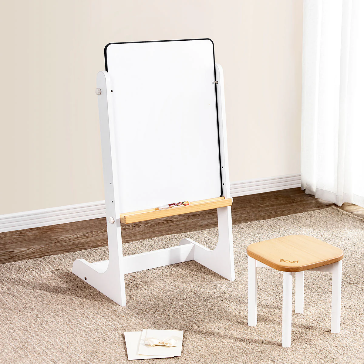 Tidy Magnetic Drawing Board - Image 4